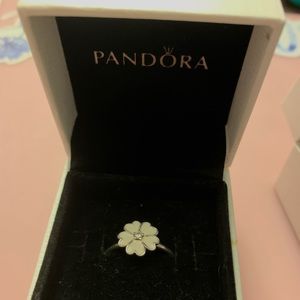 Pandora Daisy Ring